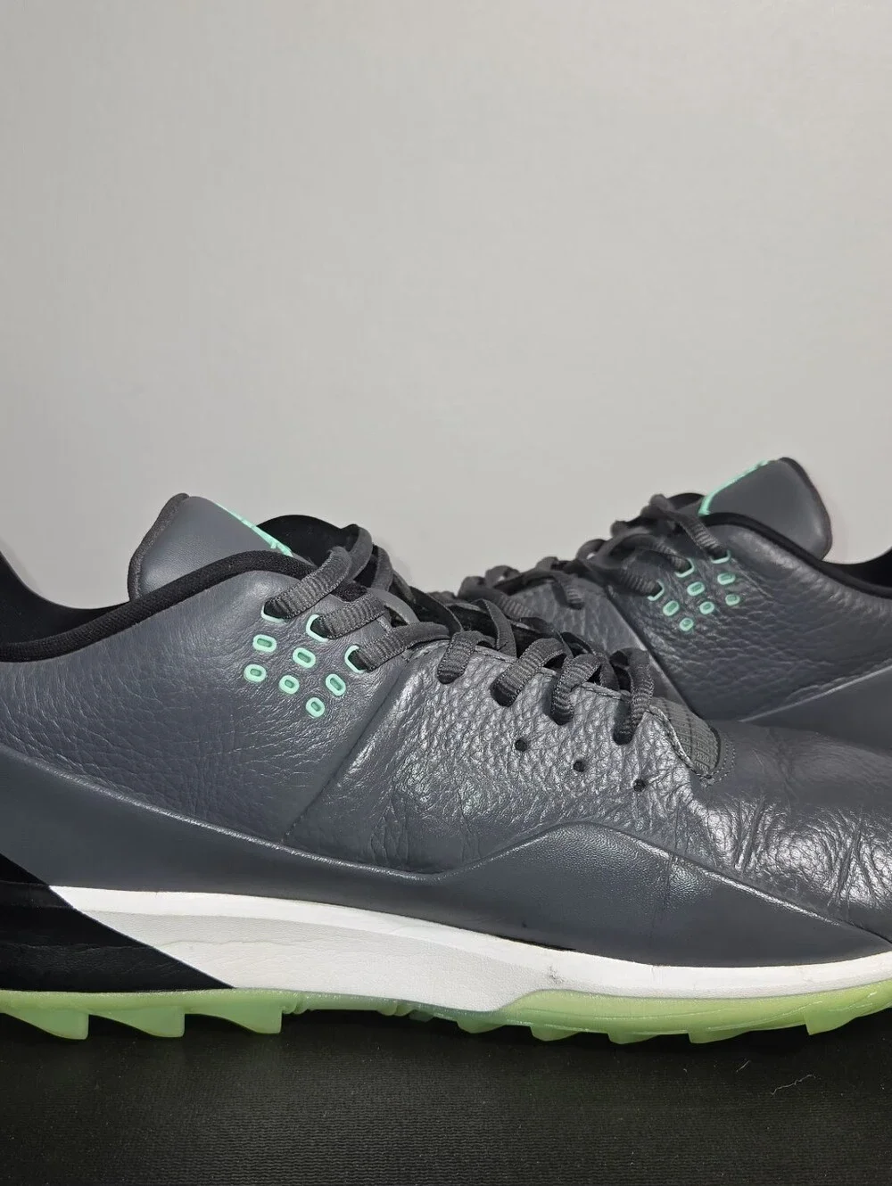Jordan ADG 3 Low Top Golf Sneakers Lace-Up Dark Grey Green Glow CW7242-002 Sz 14